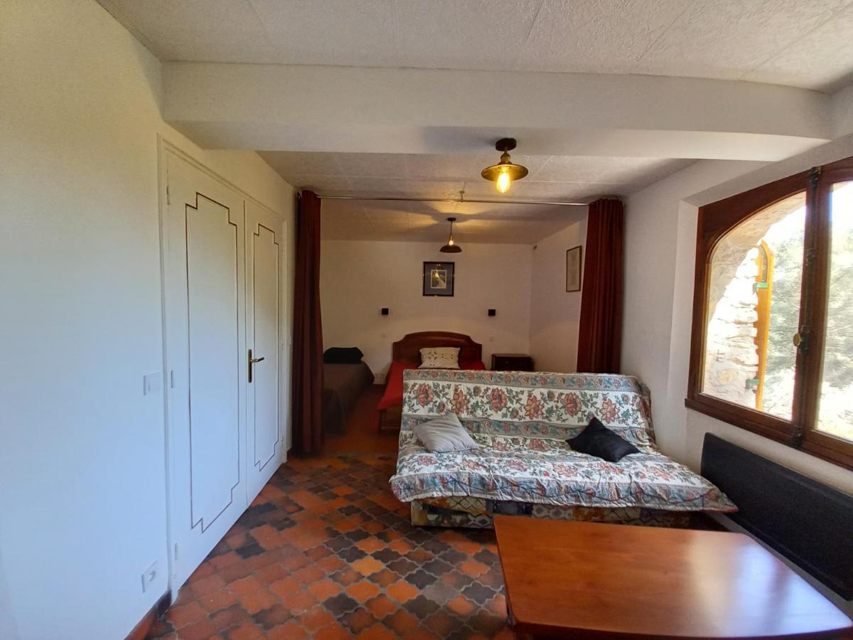 Les Pins Apartment Le Castellet  ภายนอก รูปภาพ