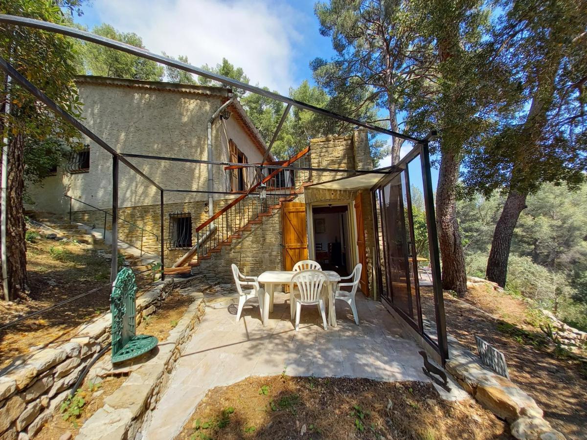 Les Pins Apartment Le Castellet  ภายนอก รูปภาพ